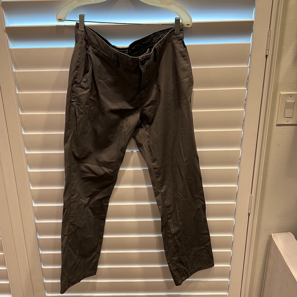 Billabong grey pants